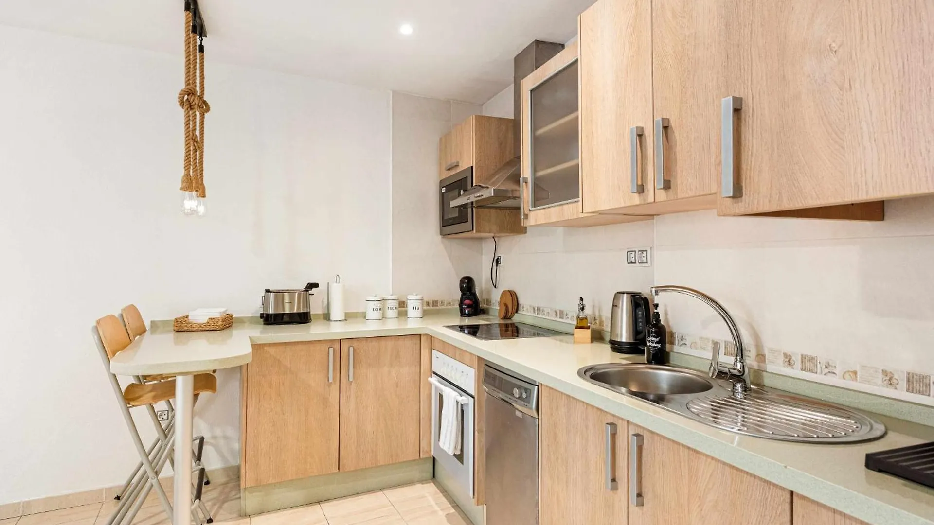 Sunlit Apartment Casa Bonita With Free Parking Malaga